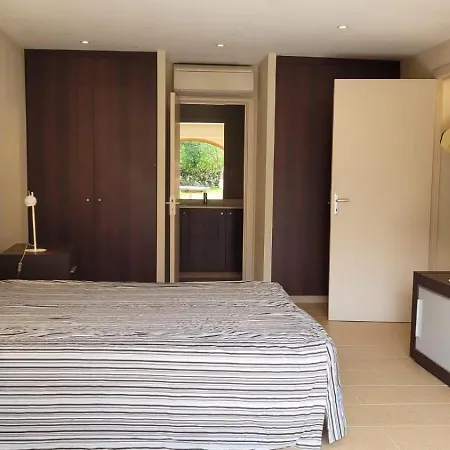 Holiday home Mas De La Canne Jaune